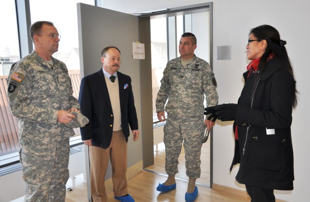 Top USAREUR, IMCOM Europe leaders visit USAG Ansbach