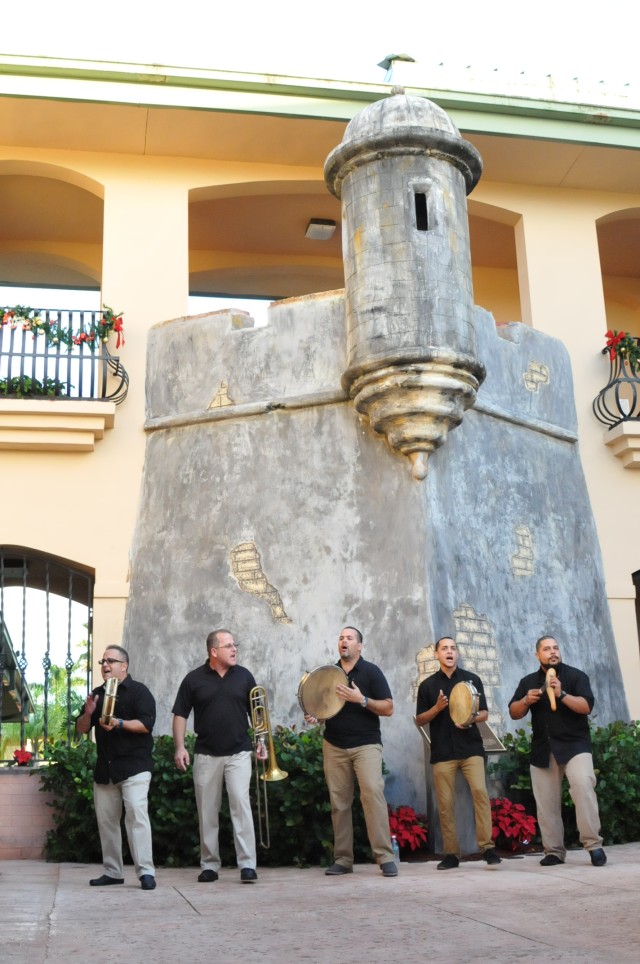 Deployed troops kept in mind during 1st MSC's Holiday event
