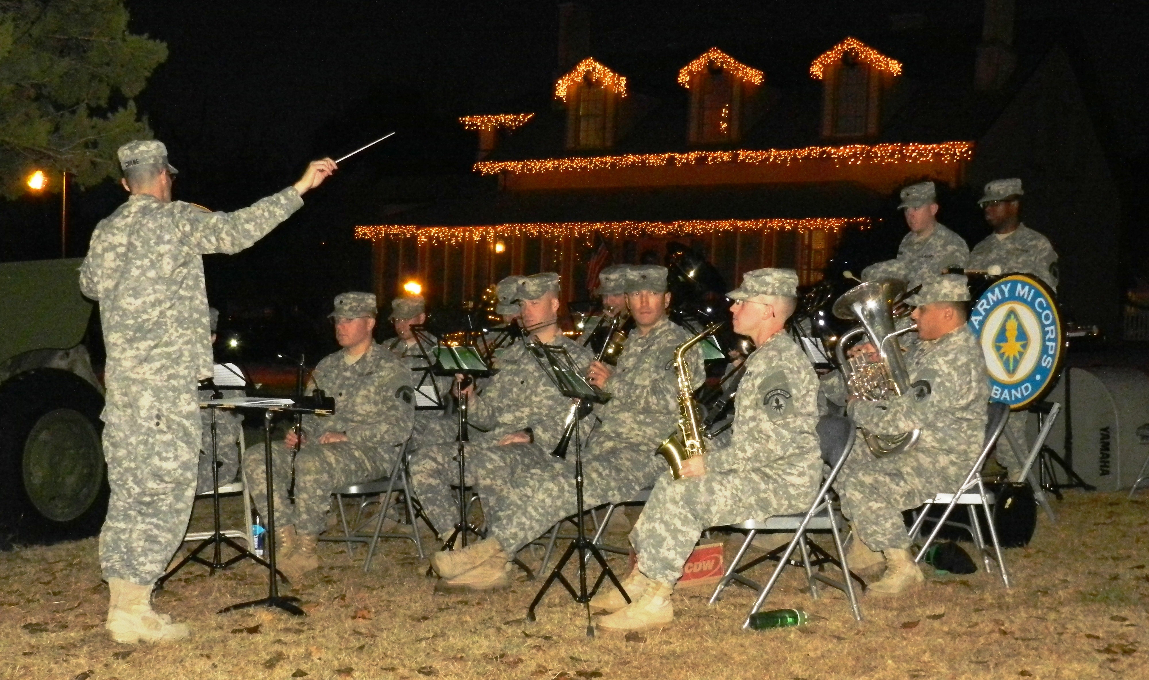 Fort holds tree lighting ceremony in spirit of holiday season Article