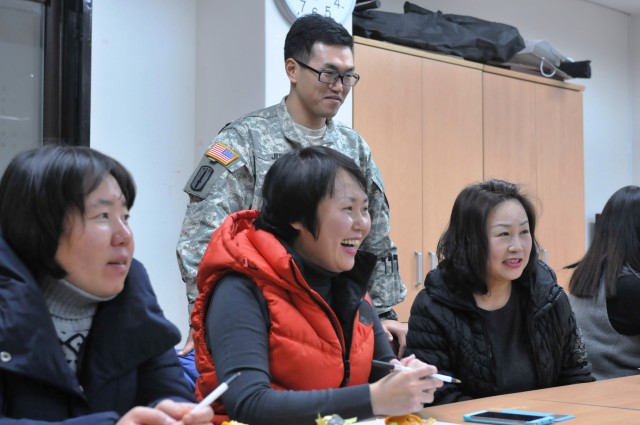 Thunder Soldiers teach English, strengthen bonds with the local community