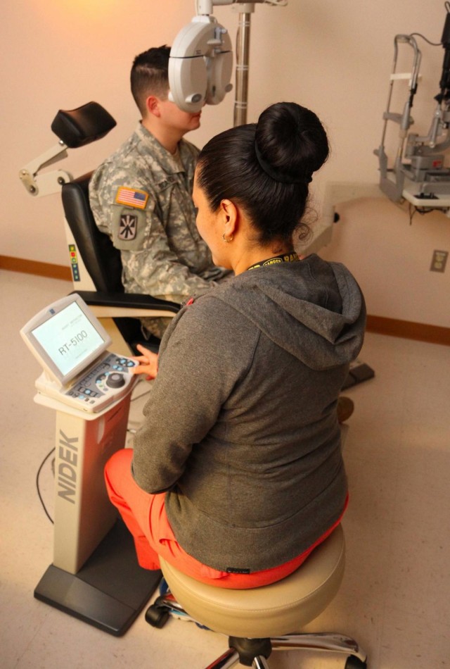 Hindsight is 20-20: Warfighter Refractive Eye Surgery Center has a vision of the future