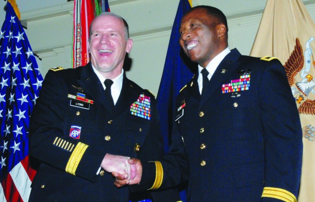 QM general receives first star