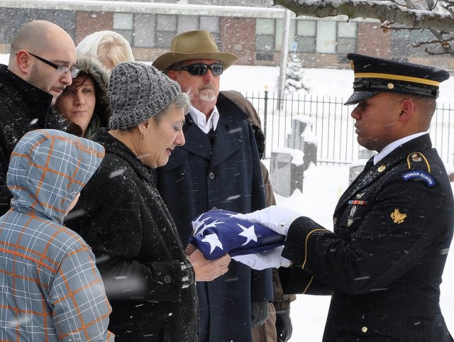 New York Army National Guard to conduct 9,600 military funerals in 2014