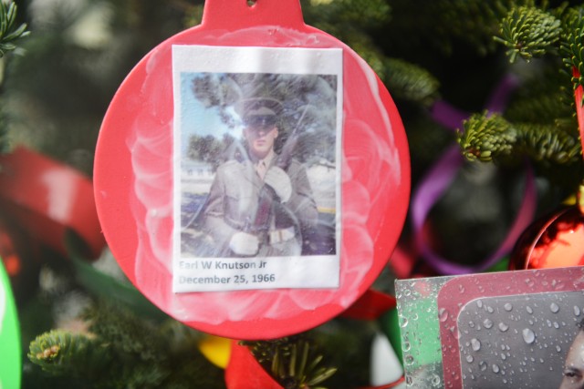 Tributes to fallen