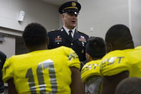 Army All-American Raekwon Davis is 'massive and pretty good at