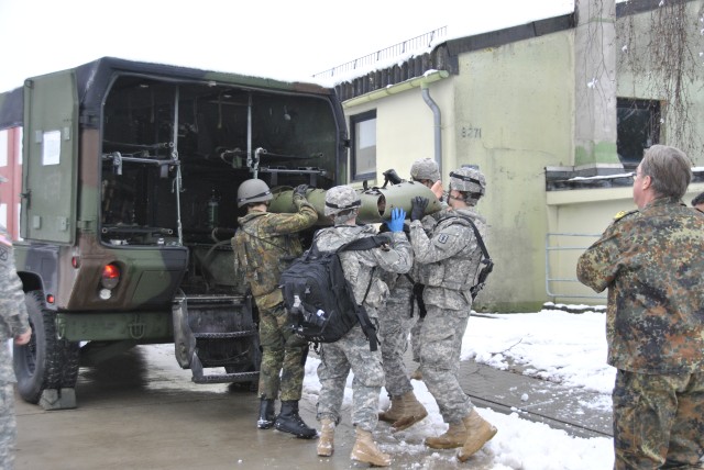 US Army Medical Brigade Showcases Tactical Combat Casualty Care to German Army Surgeon General