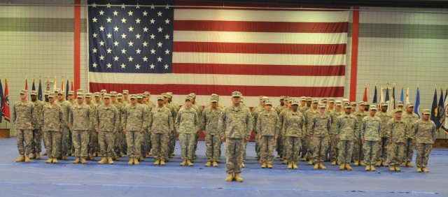 3rd ESC Soldiers reunite with loved ones