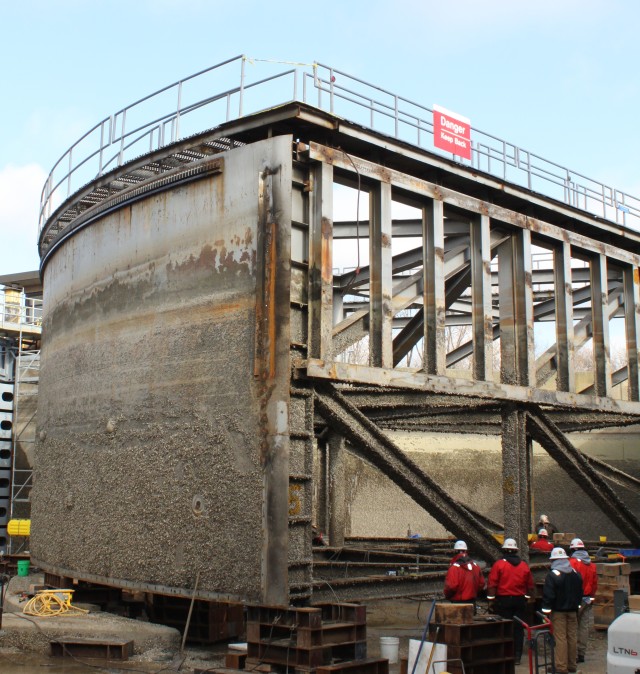 Sector Gate at T.J. O'Brien Lock