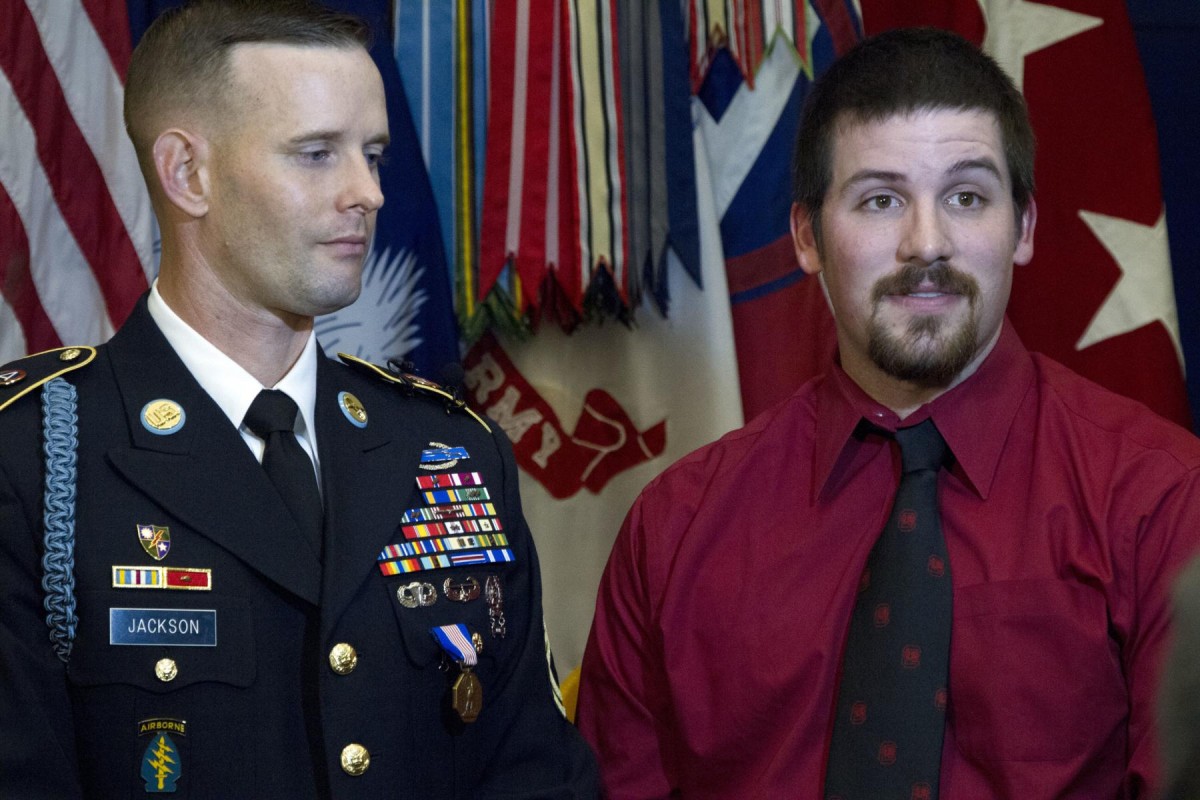 Awarding a 'Hero' | Article | The United States Army