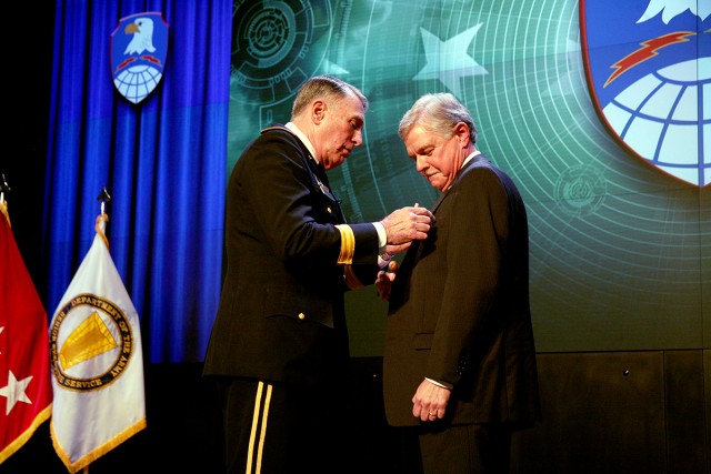 Burger retirement 1-7-15_2270