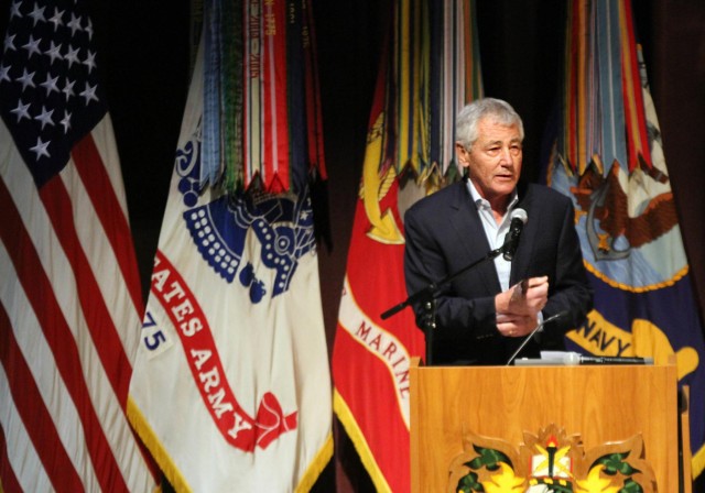 Fort Bliss welcomes Sec Def