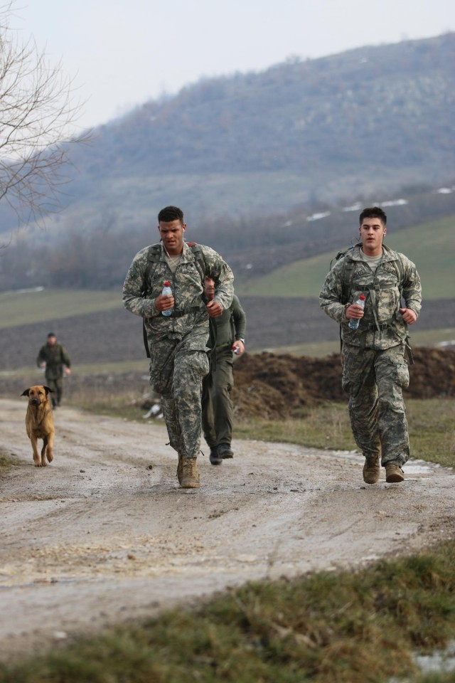 Kosovo forces strengthen bonds