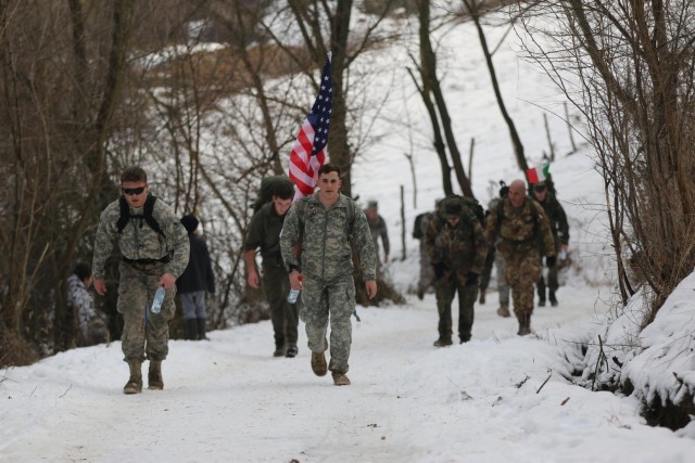 Kosovo forces strengthen bonds