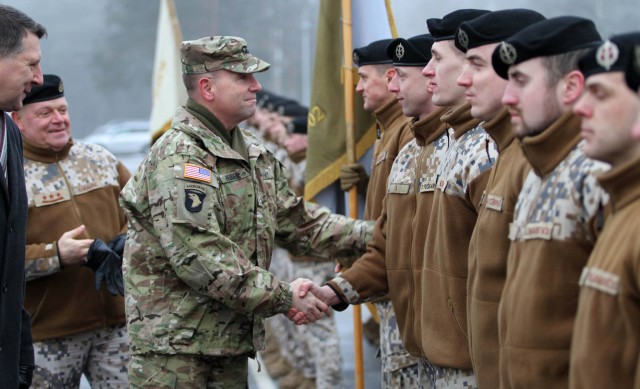 Lt. Gen. Hodges greets Latvian troops