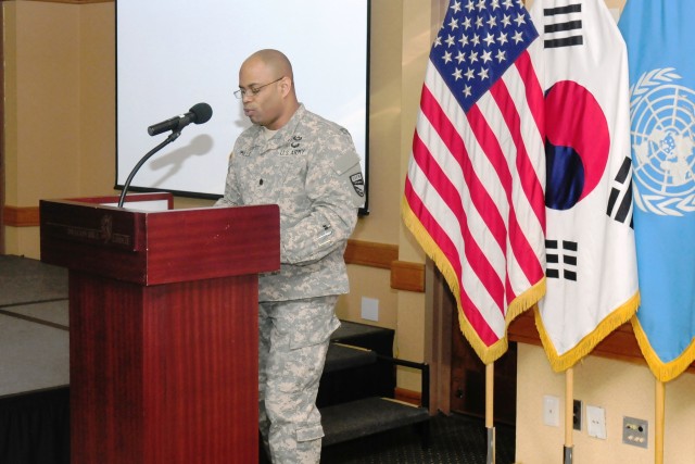 Message Reading by Lt. Col. Mills