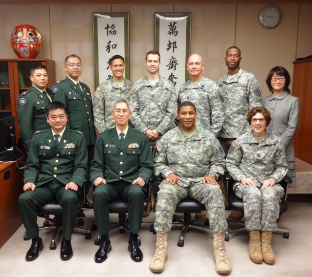 Brig. Gen. Sargent meets with Japan's Medical Director and Ground Staff Office