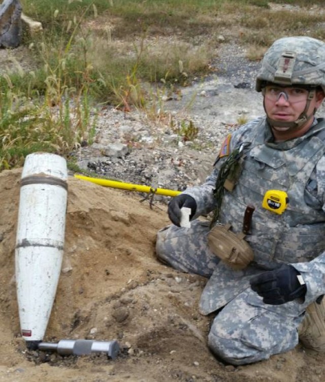 Army bomb squad disposes of Georgetown cannon ball