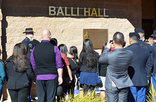 2-13th Avn. Regt. dedicates building to honor fallen hero