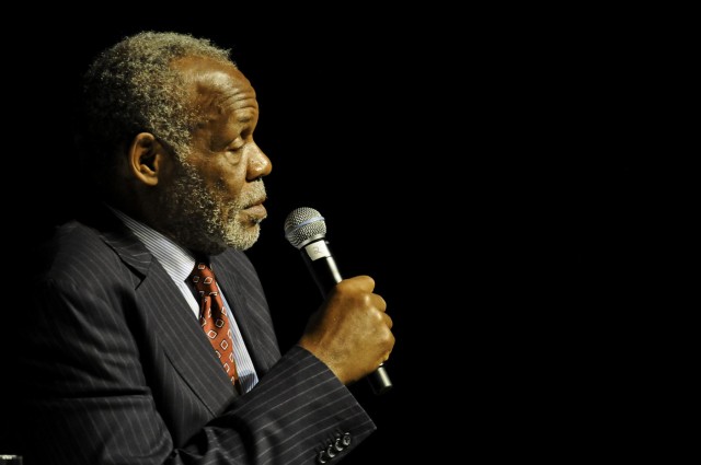 Buffalo Soldiers Museum, Danny Glover host American History Tribute