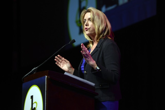 Army surgeon recognized as top performer at 2015 BEYA conference