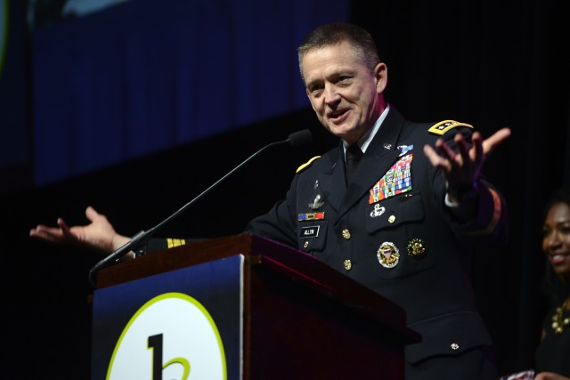 Army surgeon recognized as top performer at 2015 BEYA conference