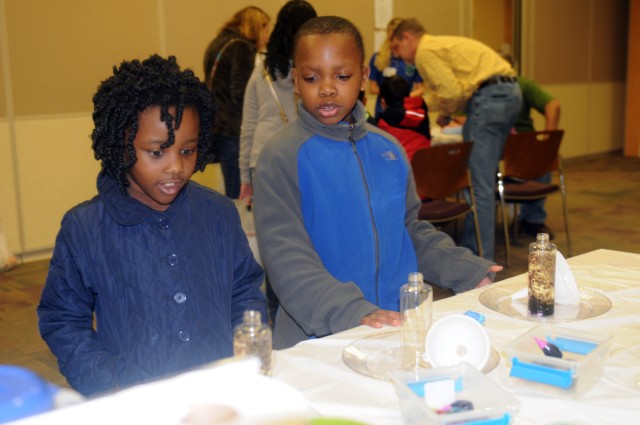 The 80th Training Command co hosts Military Maker Festival,  helps strengthen military families through creativity and science