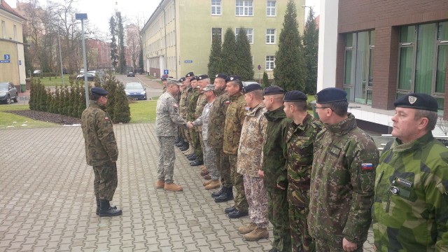 Army Europe commander travels to Poland, meets with MNC-Northeast
