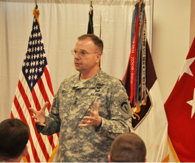 USAREUR CG provides leadership philosophy to 30th Medical Brigade