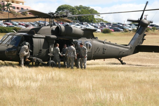 Soldiers conducting AEROMEDEVAC training