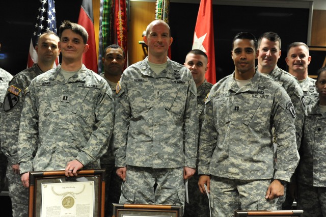 U.S. Army Europe awards MacArthur Leadership Award to select junior officers 