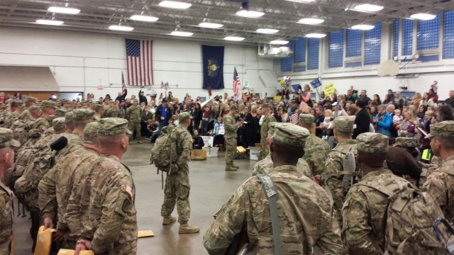 Pennsylvania's 252nd Engineers return home, attend Yellow Ribbon event