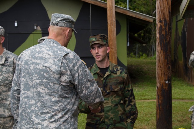 Odierno visits commands, Soldiers throughout U.S. Army Pacific