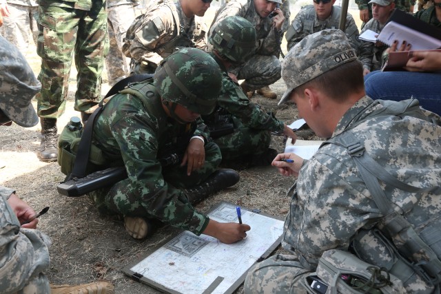 25th ID, Thai soldiers conduct field and jungle training