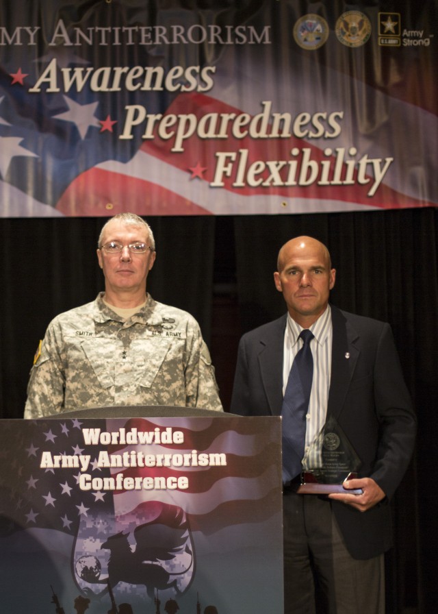 Army recognizes SMDC's antiterrorism and G-34 protection programs ...