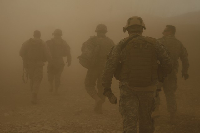 Researchers investigate respiratory health of deployed personnel during operations