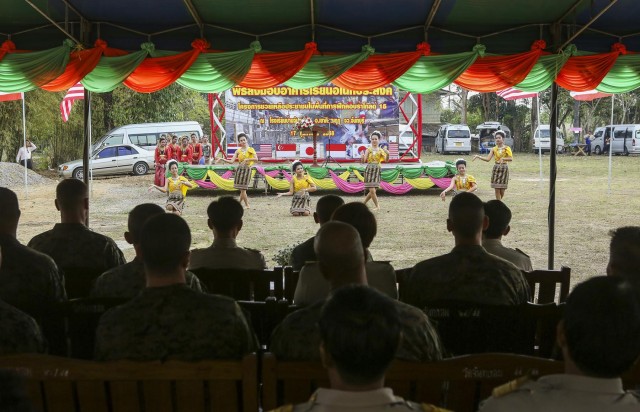 ENCAP Site 4: Thai Community Receives New School Building