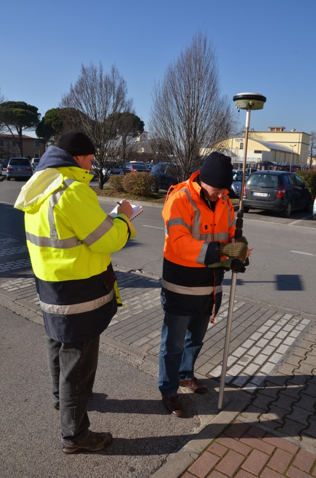 Garrison conducts traffic survey