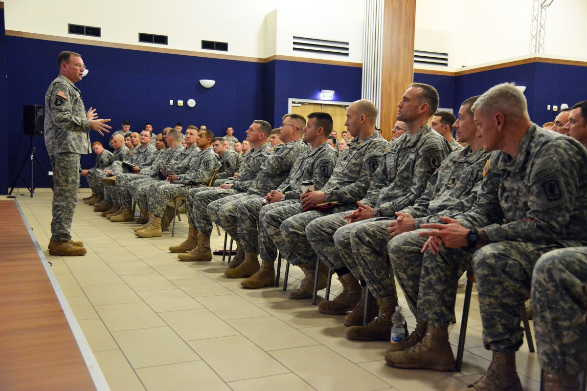 USAREUR commander visits with Sky Soldiers in Vicenza | Article | The ...