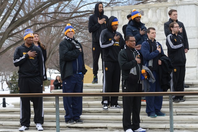 Golden State Warriors Honor Fallen at Arlington Cemetery