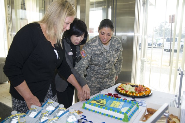 Military Save Week; bank kicks-off campaign with a ceremony