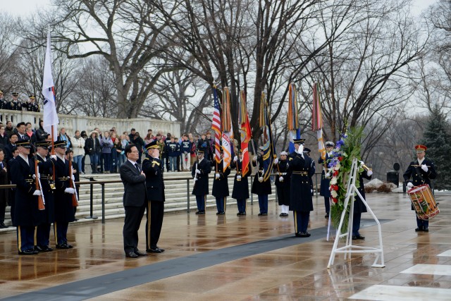 Republic of Korea honors America's heroes