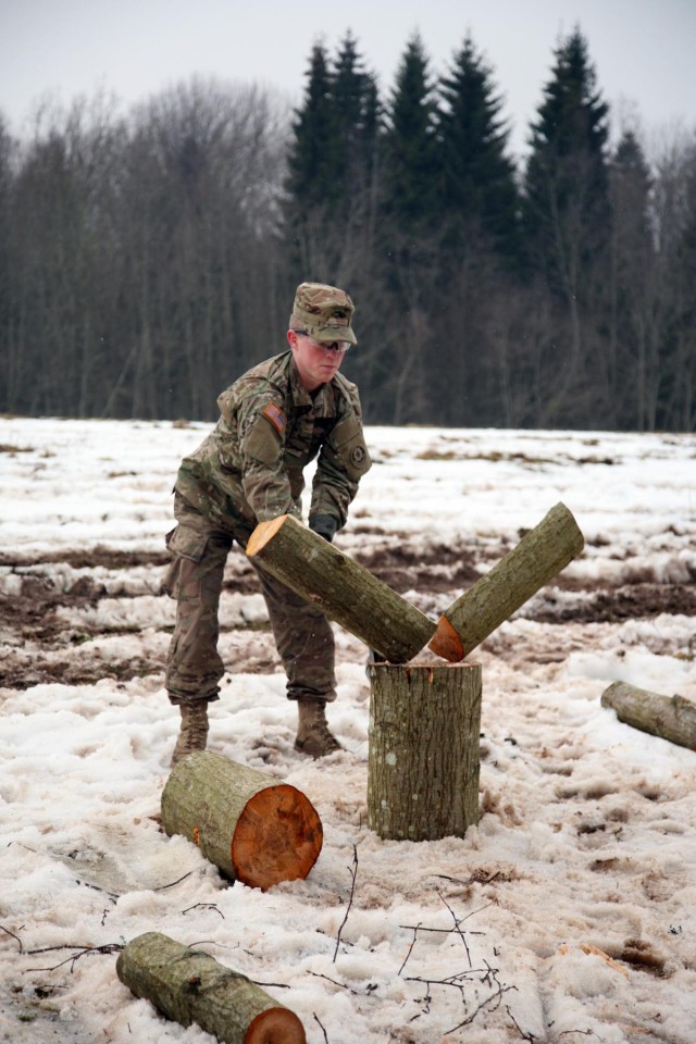 2d Cavalry Regiment Troopers aid Latvian youth camp