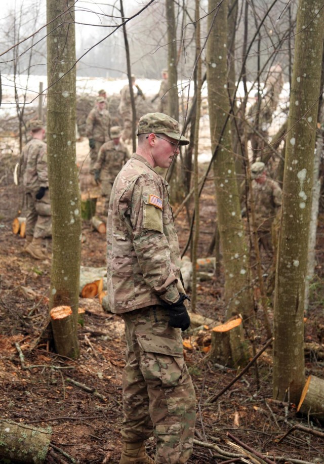 2d Cavalry Regiment Troopers aid Latvian youth camp