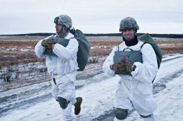 Spartan first sergeant earns coveted Master Parachutist badge