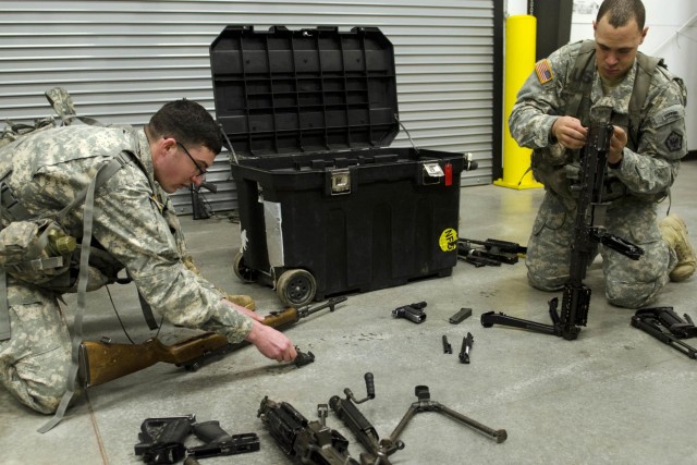 Powers, Tucker earn title 'Best Sappers'