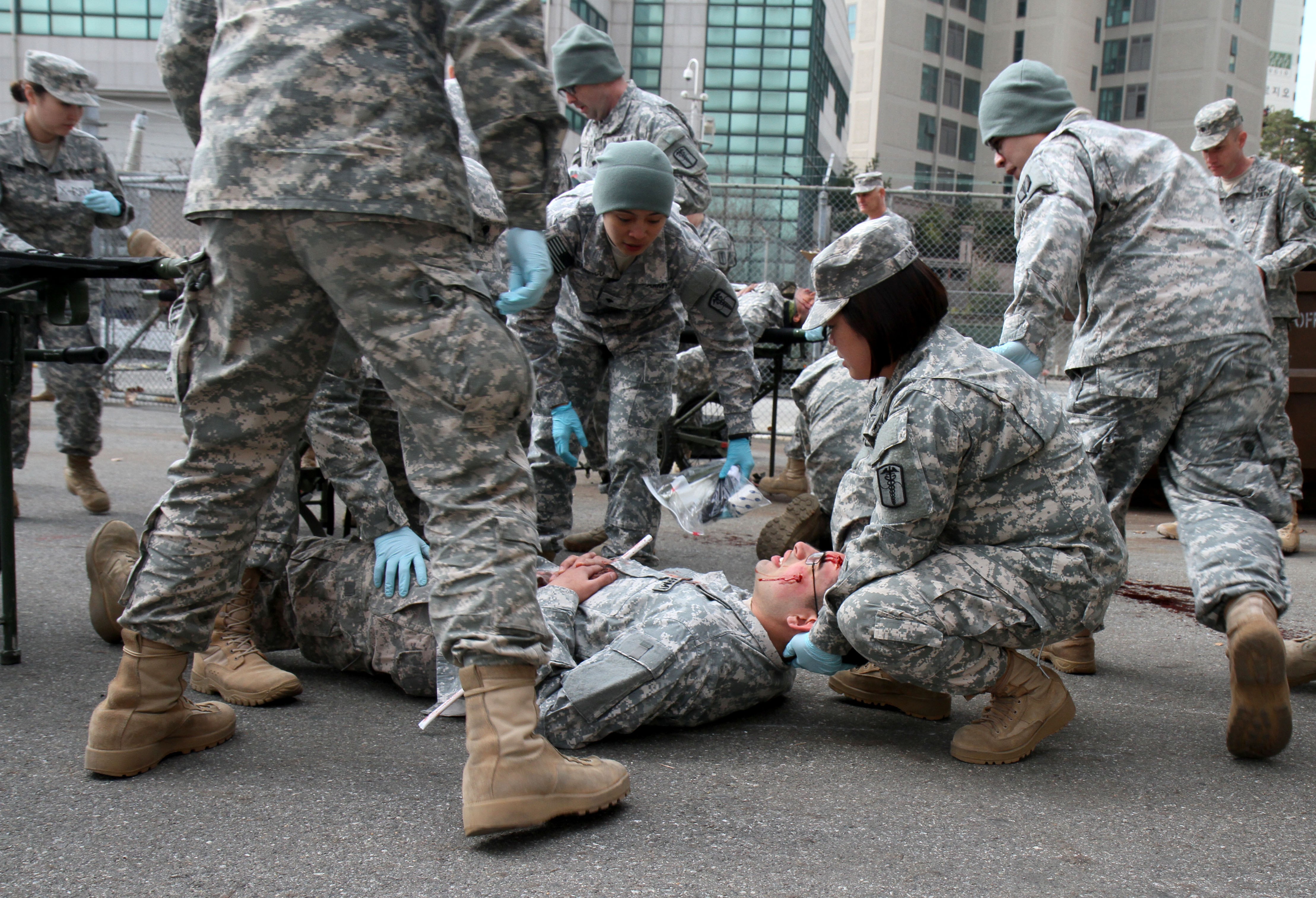 Medics Strengthen Bonds Solve Challenges Article The United States Army