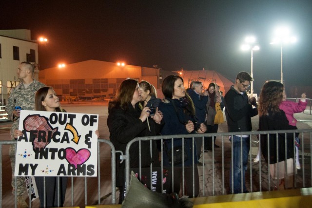Fort Campbell Soldiers redeploy home from Africa