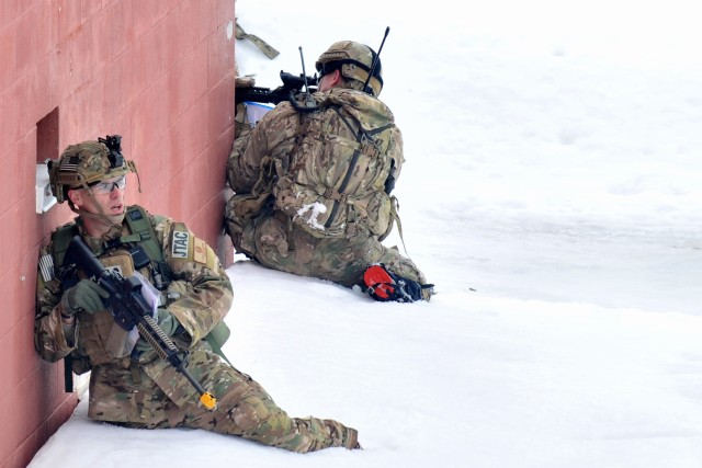New York Army and Air National Guard conduct air assault training at Fort Drum