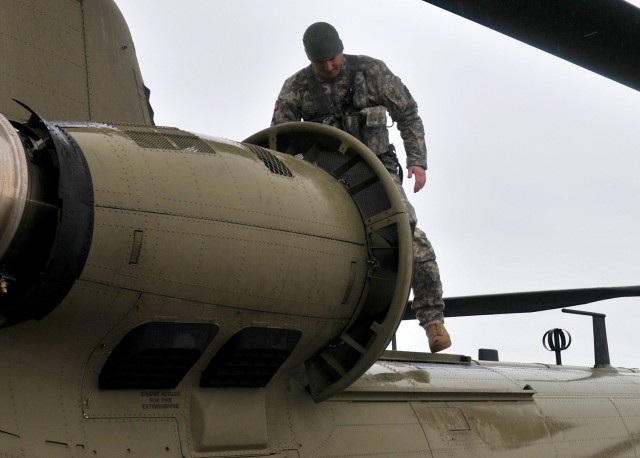 New York Army and Air National Guard conduct air assault training at Fort Drum