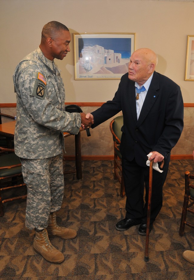 Vietnam War hero visits U.S. Army Yuma Proving Ground